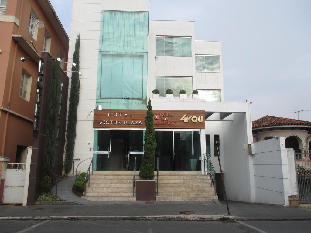 Hotel Victor Plaza Formiga Esterno foto