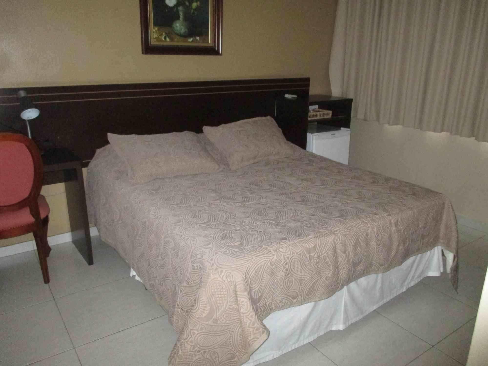 Hotel Victor Plaza Formiga Esterno foto
