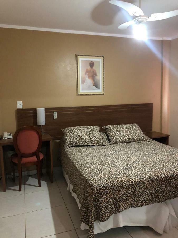 Hotel Victor Plaza Formiga Esterno foto
