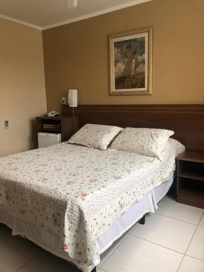 Hotel Victor Plaza Formiga Esterno foto