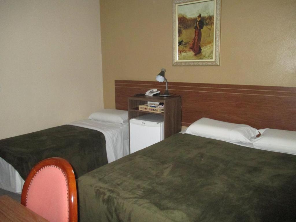 Hotel Victor Plaza Formiga Esterno foto